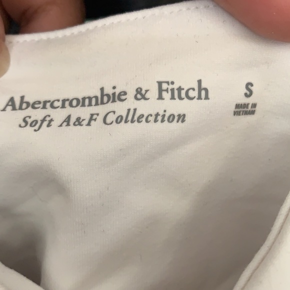 White front criss-cross top - Picture 3 of 4